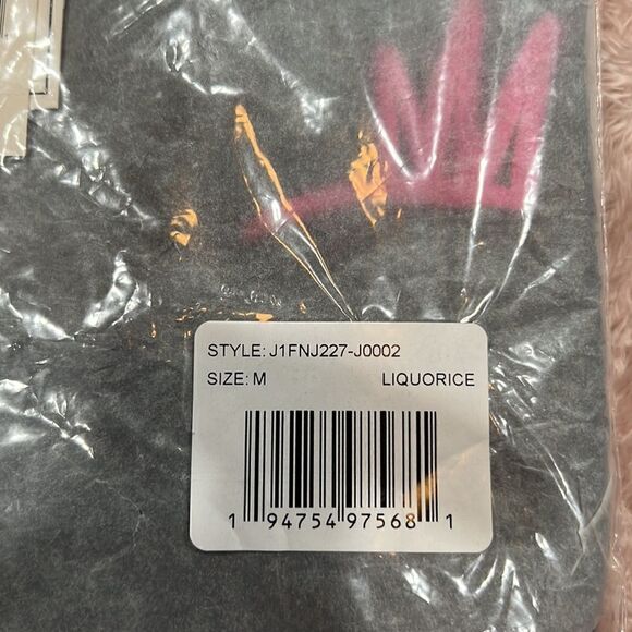 NWT Juicy Couture Black Licorice Embroidered "Stay Juicy" Logo Tee Fitted Size M - Picture 9 of 9